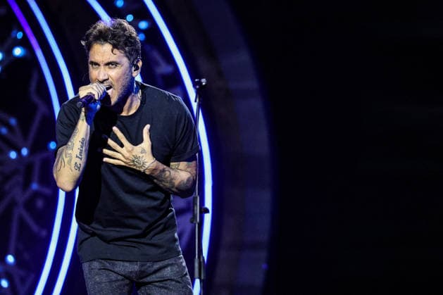 IPA87001297 - Fabrizio Moro on stage at La Notte dei Fiori in Sanremo. during LA NOTTE DEI FIORI - SANREMO ESTATE, Music Concert in SANREMO, Italy, July 25, 2026  Copyright: xRenataxRoattino LiveMediax xx 87001297