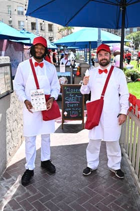 Photocall zum Kinofilm Ice Cream Man auf der San Diego Comic-Con International 2026 am Kansas City Barbeque. San Diego, 24.07.2026 *** Photo call for the movie *Ice Cream Man* at San Diego Comic-Con International 2026 at Kansas City Barbeque, San Diego, July 24, 2026 Foto:xD.xStarbuckx xFuturexImagex ice_6721