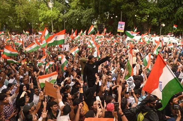 July 26, 2026, Mumbai, Maharashtra, India: Supporters of the youth-led satirical political movement Cockroach Janta Party (CJP) celebrate the resignation of Union Education Minister Dharmendra Pradhan, in Mumbai, India, 26 July 2026. Mumbai India - ZUMAn310 20260726_zip_n310_004 Copyright: xDeepxNairx
