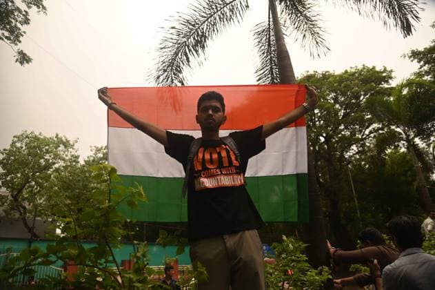 July 26, 2026, Mumbai, Maharashtra, India: Supporters of the youth-led satirical political movement Cockroach Janta Party (CJP) celebrate the resignation of Union Education Minister Dharmendra Pradhan, in Mumbai, India, 26 July 2026. Mumbai India - ZUMAn310 20260726_zip_n310_007 Copyright: xDeepxNairx