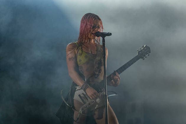 Wet Leg in concert at Latitude Festival at Henham Park in Southwold, UK on 25 July 2026 Rhian Teasdale performing with Wet Leg in concert at Latitude Festival at Henham Park in Southwold, UK on 25 July 2026, Credit:Stephen Keable Avalon UK, Suffolk, Southwold, Henham Park  Copyright: xStephenxKeablex xAvalonx 1118723576