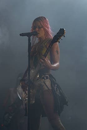 Wet Leg in concert at Latitude Festival at Henham Park in Southwold, UK on 25 July 2026 Rhian Teasdale performing with Wet Leg in concert at Latitude Festival at Henham Park in Southwold, UK on 25 July 2026, Credit:Stephen Keable Avalon UK, Suffolk, Southwold, Henham Park  Copyright: xStephenxKeablex xAvalonx 1118723699