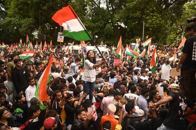 July 26, 2026, Mumbai, Maharashtra, India: Supporters of the youth-led satirical political movement Cockroach Janta Party (CJP) celebrate the resignation of Union Education Minister Dharmendra Pradhan, in Mumbai, India, 26 July 2026. Mumbai India - ZUMAn310 20260726_zip_n310_021 Copyright: xDeepxNairx