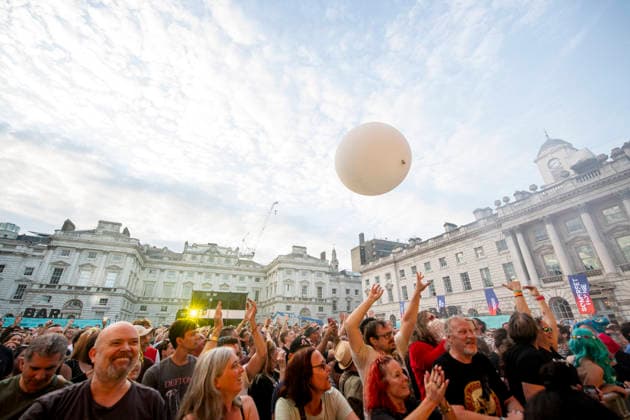 The Flaming Lips performing live at Somerset House for The Summer Series, London 25 June 2026 The Flaming Lips performing live at Somerset House for The Summer Series, London 25 June 2026 The Flaming Lips are an American rock band formed in Oklahoma, in ˜83. They are three-time Grammy-Award winners. The Flaming Lips are one of the most enduring, influential, unpredictable, and globally respected bands of their generation., Credit:Dafydd Owen Dafydd Owen - B5377 Avalon United Kingdom, London  Copyright: xDafyddxOwenx xDafyddxOwenx-xB5377x xAvalonx 1118737115