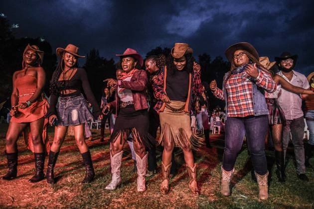 Kenya hosts International Cowboys and Cowgirls Day Festival NAIROBI, KENYA – JULY 25: Participants wearing cowboy-themed outfits attend the International Cowboys and Cowgirls Day Festival at the Ngong Racecourse in Nairobi, Kenya, on July 25, 2026. The festival brought together cowboy and cowgirl enthusiasts, who showcased colorful Western-inspired costumes and celebrated cowboy culture through various activities and performances. Gerald Anderson Anadolu Nairobi Kenya. Editorial use only. Please get in touch for any other usage.  Copyright: x2026xAnadoluxGeraldxAndersonx