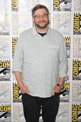 Eugene Mirman beim Photocall zur Animationsserie Bob s Burgers auf der San Diego Comic-Con International 2026 im Hilton Bayfront Hotel. San Diego, 25.07.2026 *** Eugene Mirman at the photo call for the animated series *Bob s Burgers* at San Diego Comic-Con International 2026 at the Hilton Bayfront Hotel in San Diego, July 25, 2026 Foto:xD.xStarbuckx xFuturexImagex burgers_6702