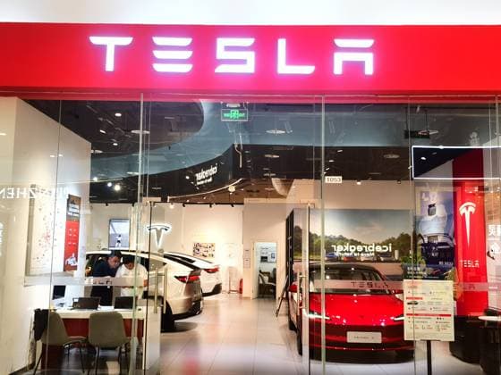Tesla A Tesla store in Beijing, China on July 25, 2026. Beijing Beijing China  Copyright: xCFOTOx i1785083288729