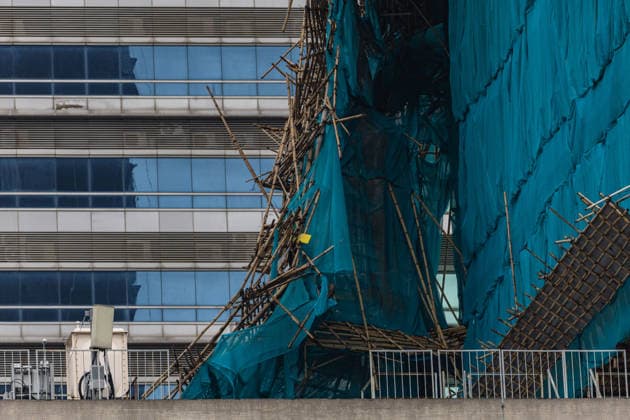 July 26, 2026, Hong Kong, Hong Kong, China: A collapsed bamboo scaffolding at a building construction site in Cheung Sha Wan in Hong Kong on July 26, 2026. The collapse occurred on July 25 as the city braced for Typhoon Noul, which prompted Hong Kong s weather observatory to hoist the T9 signal, the city s second-highest typhoon warning, at midnight. Hong Kong China - ZUMAm298 20260726_zip_m298_007 Copyright: xJamesxModestox