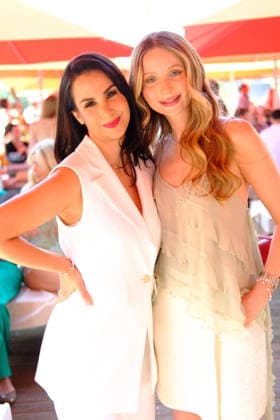 Sila Sahin und Anna Hiltrop beim Casa Riani Fashion Event am 25.07.2026 am Lido Hafen in Duesseldorf Sila Sahi and Anna Hiltrop attend the Casa Riani fashion event on July 25, 2026 at the Lido Harbor in Dusseldorf, Germany Casa RIANI Event in Duesseldorf *** Sila Sahin and Anna Hiltrop at the Casa Riani Fashion Event on July 25, 2026, at the Lido Harbor in Düsseldorf Sila Sahin and Anna Hiltrop attend the Casa Riani fashion event on July 25, 2026 at the Lido Harbor in Düsseldorf, Germany Casa RIANI Event in Düsseldorf 