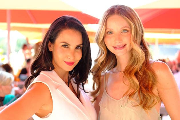 Sila Sahin und Anna Hiltrop beim Casa Riani Fashion Event am 25.07.2026 am Lido Hafen in Duesseldorf Sila Sahi and Anna Hiltrop attend the Casa Riani fashion event on July 25, 2026 at the Lido Harbor in Dusseldorf, Germany Casa RIANI Event in Duesseldorf *** Sila Sahin and Anna Hiltrop at the Casa Riani Fashion Event on July 25, 2026, at the Lido Harbor in Düsseldorf Sila Sahin and Anna Hiltrop attend the Casa Riani fashion event on July 25, 2026 at the Lido Harbor in Düsseldorf, Germany Casa RIANI Event in Düsseldorf 