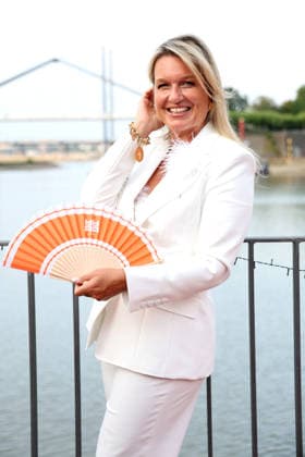Claudia Anders attends the Casa Riani fashion event on July 25, 2026 at the Lido Harbor in Dusseldorf, Germany Casa RIANI fashion event in Dusseldorf, Germany *** Claudia Anders attends the Casa Riani fashion event on July 25, 2026, at the Lido Harbor in Düsseldorf, Germany. Casa Riani fashion event in Düsseldorf, Germany