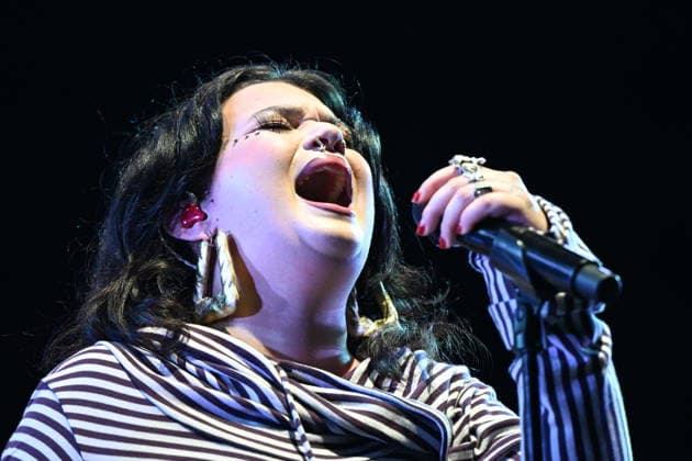 Nice Jazz Fest 2026, Day 3, July 25 Lola Young Nice Jazz Fest 2026, July 23–25, in the Albert I Garden, between the Masséna and Théâtre de Verdure stages 458551 July 25, 2026  Copyright: xL.Urmanx xStarfacex STAR_458551_022