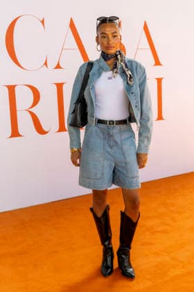 ABB RIANI - Aurelie Carina, Model (GNTM Gewinnerin 2026) zu Gast auf dem Orangenen Teppich bei der Casa Riani Where Fells Like Home Fashion Show praesentation der Sommerkollektion 2027 im Lido Hafen am 25.07.2026 in Duesseldorf NRW Deutschland *** ABB RIANI Aurelie Carina, 2026 Germany s Next Top Model winner, appeared on the orange carpet at the Casa Riani Where It Feels Like Home fashion show presenting the 2027 summer collection at the Lido Harbor on July 25, 2026, in Düsseldorf, North Rhine-Westphalia, Germany