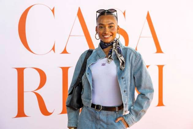 ABB RIANI - Aurelie Carina, Model (GNTM Gewinnerin 2026) zu Gast auf dem Orangenen Teppich bei der Casa Riani Where Fells Like Home Fashion Show praesentation der Sommerkollektion 2027 im Lido Hafen am 25.07.2026 in Duesseldorf NRW Deutschland *** ABB RIANI Aurelie Carina, 2026 Germany s Next Top Model winner, appeared on the orange carpet at the Casa Riani Where It Feels Like Home fashion show presenting the 2027 summer collection at the Lido Harbor on July 25, 2026, in Düsseldorf, North Rhine-Westphalia, Germany