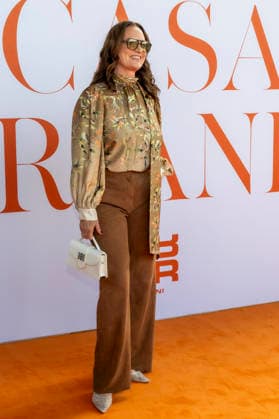 ABB RIANI - Natalia Woerner Schauspielerin mit Brille zu Gast auf dem Orangenen Teppich bei der Casa Riani Where Fells Like Home Fashion Show praesentation der Sommerkollektion 2027 im Lido Hafen am 25.07.2026 in Duesseldorf NRW Deutschland *** ABB RIANI Natalia Woerner, an actress wearing glasses, appeared on the orange carpet at the Casa Riani Where It Feels Like Home fashion show, a presentation of the 2027 summer collection, held at the Lido Harbor on July 25, 2026, in Düsseldorf, North Rhine-Westphalia, Germany