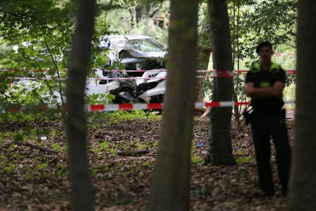 Berlin, Deutschland, 26.07.2026: Auto fährt bei CSD in Menschenmenge: Am nächsten Tag steht das Tatfahrzeug noch immer am Tatort, Polizei und Spurensicherung sind vor Ort. *** Berlin, Germany, July 26, 2026: Car Plows Into Crowd at CSD. The next day, the vehicle used in the crime is still at the scene; police and forensic investigators are on site. Copyright: xdtsxNachrichtenagenturx dts_128536