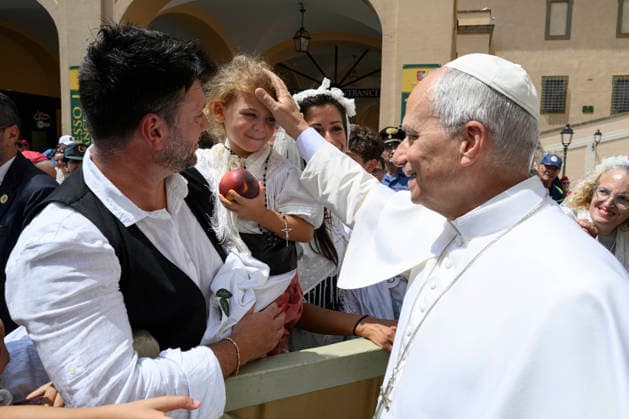 ITALY - POPE LEO XIV LEADING THE ANGELUS PRAYER IN CASTEL GANDOLFO NEAR ROME - 2026 7 26 Italy, Castel Gandolfo , Vatican, 2026 7 26 Pope Leo XIV leading the Angelus prayer in Castel Gandolfo near Rome, EDITORIAL USE ONLY - NO BOOKS Copyright: xVATICANxMEDIAx