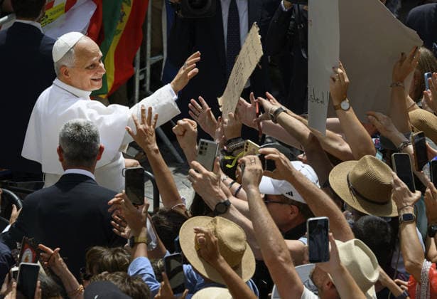 Pope Leo XIV Leads the Angelus Prayer In Castel Gandolfo - Italy Pope Leo XIV greets pilgrims after the Angelus prayer in Castel Gandolfo, near Rome, Italy where he is taking a summer break, on July 26, 2026. Photo by (EV) Matteo Pernaselci Vatican Media ABACAPRESS.COM Castel Gandolfo Italy  Copyright: xABACAx