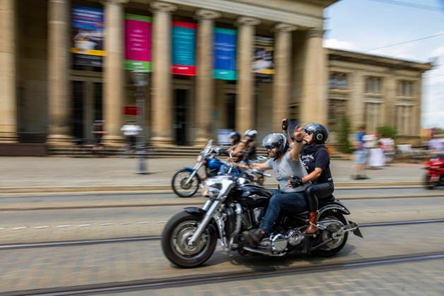 Biker Parade Harley Days Dresden, große Ausfahrt durch die Stadt, Dresden Sachsen Deutschland *** Harley Days Dresden Biker Parade, a big ride through the city, Dresden, Saxony, Germany