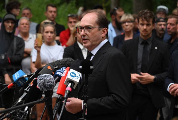 German Federal Minister of the Interior visits the scene of the incident in Berlin BERLIN, GERMANY – JULY 26: Alexander Dobrindt, German Federal Minister of the Interior speaks with journalists after visit the scene of the incident in Berlin, Germany, on July 26, 2026. Several people were injured after a vehicle drove into a crowd during the Christopher Street Day (CSD) Pride parade in central Berlin, according to local media reports. At least one person was killed and 15 others were injured in the vehicle collision, according to local media reports. Police and emergency services responded to the scene, while organizers ended the parade in the affected area. Volodymyr Sindieiev Anadolu Berlin Germany. Editorial use only. Please get in tou  Copyright: x2026xAnadoluxVolodymyrxSindieievx