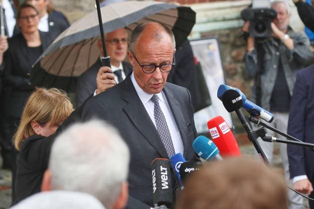 Berlin, Deutschland, 26.07.2026: Marienkirche Berlin: Auto fährt bei CSD in Menschenmenge: Bundeskanzler Friedrich Merz (CDU) gibt am Tag nach dem Anschlag ein Statement *** Berlin, Germany, July 26, 2026: A car plows into a crowd at the CSD in Berlin; Chancellor Friedrich Merz of the CDU issues a statement the day after the attack Copyright: xdtsxNachrichtenagenturx dts_128568
