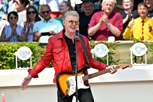 ZDF - Fernsehgarten. Sänger Markus ( Markus Johannes Mörl ) während der ZDF - Unterhaltungsshow Fernsehgarten am 26.07.2026 in Mainz. 20260726MWI137602 *** ZDF Fernsehgarten singer Markus Markus Johannes Mörl during the ZDF entertainment show Fernsehgarten on July 26, 2026, in Mainz 20260726MWI137602