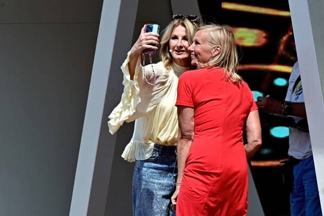 ZDF - Fernsehgarten. Frauke Ludowig und Moderatorin Andrea Kiwi Kiewel während der ZDF - Unterhaltungsshow Fernsehgarten am 26.07.2026 in Mainz. 20260726MWI137657 *** ZDF Fernsehgarten: Frauke Ludowig and host Andrea Kiwi Kiewel during the ZDF entertainment show Fernsehgarten on July 26, 2026, in Mainz 20260726MWI137657