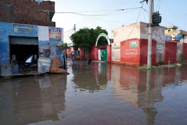 July 26, 2026, Pakistan: Severe Monsoon Flooding in Eminabad, Gujranwala Causes Transportation Disruptions Pakistan  - ZUMAas3_ 20260726_zaf_as3_042 Copyright: xPPIx