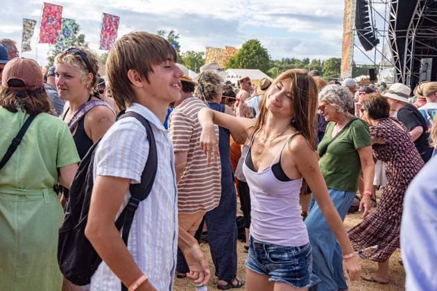 July 26, 2026, Corsham, Wiltshire, England: Festival goers enjoy a sunny Saturday at WOMAD Festival at Neston Park in Wiltshire. Corsham United Kingdom  - ZUMAr169 20260726_zip_r169_004 Copyright: xRodxHarbinsonx
