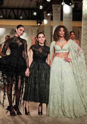 India Couture Week New Delhi, Jul 26 (ANI): Models walk the ramp during Day 2 of India Couture Week, in New Delhi on Sunday. NEW DELHI Delhi India Copyright: xANIx ANI_20260726378