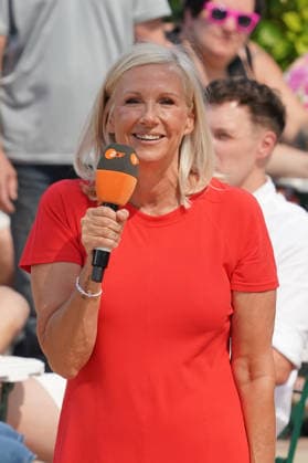 ZDF-Fernsehgarten 2026. Andrea Kiwi Kiewel im ZDF Fernsehgarten mit dem Motto Family Battle am 26.07.2026 in Mainz. Mainz ZDF Fernsehgarten Rheinland-Pfalz *** ZDF Fernsehgarten 2026: Andrea Kiwi Kiewel on ZDF Fernsehgarten, themed Family Battle, on July 26, 2026, in Mainz, Rhineland-Palatinate, ZDF Fernsehgarten