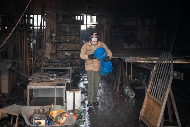 The Tiétar Valley in Ávila Accounts for the Highest Level of Firefighting Activity Overnight A person extinguishing fires in homes and warehouses in Piedralaves during the Burgohondo fire on July 26, 2026, in Piedralaves, Ávila, Castile and León, Spain. Lieutenant Colonel Alfonso Arribas, commander of the First Emergency Response Battalion of the Military Emergency Unit (UME), stated that the Tiétar Valley, in the province of Ávila, was the area with the most activity overnight. He also noted that conditions this Sunday appear to be more favorable than yesterday’s, when efforts were focused on self-protection. Today we’ll be able to devote more effort to that direct attack, and it will give us more opportunities to reduce the intensity.  Copyright: xFernandoxSanchezx 7688841