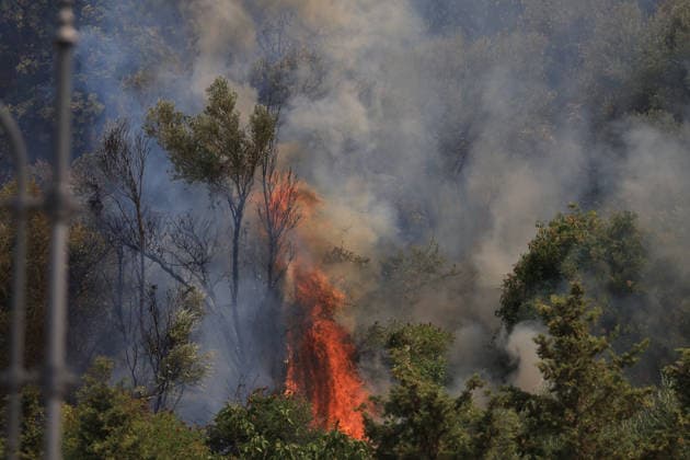 Firefighters battle wildfire near Italy s Palermo PALERMO, ITALY - JULY 26: Firefighter crews launched an aerial and ground response to contain a wildfire that broke out in scrubland near Torretta, outside Palermo on the island of Sicily, Italy on July 26, 2026. Fire engines and two firefighting aircraft were deployed as the blaze threatened nearby residential areas. Alberto Lo Bianco Anadolu Sicily Italy. Editorial use only. Please get in touch for any other usage.  Copyright: x2026xAnadoluxAlbertoxLoxBiancox