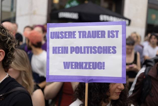 July 26, 2026, Berlin, Berlin, Germany: BERLIN, GERMANY Ã¢â‚¬ JULY 26, 2026: People gather for a vigil at the Brandenburg Gate in Berlin, Germany, in solidarity with those affected by the deadly attack near the city s Christopher Street Day (CSD) Pride celebrations a day earlier. Members of the LGBTQIA+ community and allies mourned the victims, called for unity and reaffirmed their commitment to combating homophobia, transphobia, fascism and all forms of hatred. Speakers also urged politicians and the media not to exploit the tragedy to promote Islamophobic, anti-Arab or other discriminatory narratives. Berlin Germany  - ZUMAq101 20260726_zna_q101_186 Copyright: xZairaxBiaginix
