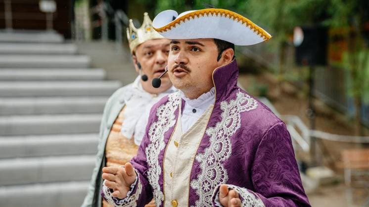 Märchenspiele 2026 der Volksbühne Wattenscheid: Generalprobe von König Drosselbart (Spielzeit vom 27. bis 31. Juli). Am 26.07.2026 in Bochum ** NUR FÜR REDAKTIONELLE ZWECKE ** EDITORIAL USE ONLY **<p>Märchenspiele 2026 der Volksbühne Wattenscheid: Generalprobe von König Drosselbart (Spielzeit vom 27. bis 31. Juli). Am 26.07.2026 in Bochum Bochum Copyright: ChristophxJendral *** 2026 Fairy Tale Plays at the Volksbühne Wattenscheid: Dress Rehearsal for *King Thrushbeard*; Running from July 27 to 31; On July 26, 2026, in Bochum ** FOR EDITORIAL USE ONLY ** EDITORIAL USE ONLY ** p Wattenscheid Volksbühne’s 2026 Fairy Tale Festival: Dress Rehearsal for *King Drosselbart*; Running from July 27 to 31; On July 26, 2026, in Bochum; Boch Copyright: ChristophxJendral doc86vy7cg54mcmchpjr4o ,EDITORIAL USE ONLY
