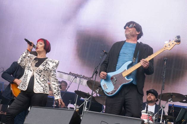 Alex James Britpop Classical in concert at Latitude Festival at Henham Park in Southwold, UK on 26 July 2026 Saffron (Samantha Marie Sprackling), Alex James performing with Alex James Britpop Classical in concert at Latitude Festival at Henham Park in Southwold, UK on 26 July 2026, Credit:Stephen Keable Avalon UK, Suffolk, Southwold, Henham Park  Copyright: xStephenxKeablex xAvalonx 1118906974