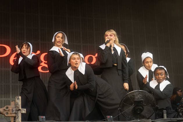 Self Esteem in concert at Latitude Festival at Henham Park in Southwold, UK on 26 July 2026 Self Esteem (Rebecca Lucy Taylor) performing at Henham Park in Southwold, UK on 26 July 2026, Credit:Stephen Keable Avalon UK, Suffolk, Southwold, Henham Park  Copyright: xStephenxKeablex xAvalonx 1118983739