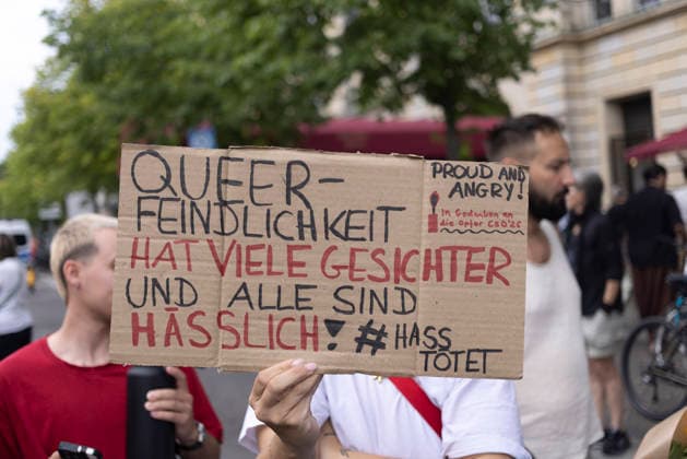 July 26, 2026, Berlin, Berlin, Germany: A vigil was held at Brandenburg Gate in Berlin in solidarity with those affected by the attack following Christopher Street Day (CSD), and with the victimsÃ¢â‚¬â ¢ families and friends. Members of the LGBTQIA+ community and allies gathered to mourn, express their anger, and turn grief into resistance against hatred and discrimination. Berlin Germany - ZUMAb284 20260726_zip_b284_011 Copyright: xZairaxBiaginix