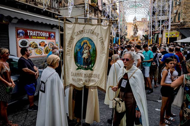 Solemn Procession of Our Lady of Mount Carmel in Palermo PALERMO, ITALY - JULY 26: Solemn Procession of the Silver Statue of the Our Lady of Mount Carmel from the Church of Carmine Maggiore, through the Old Ballaro Market and through the streets of the city, organised by the Venerable Confraternity of Our Lady of Mount Carmel, founded in 1735 on July 26, 2026 in Palermo, Italy. Palermo Sicily Italy Copyright: xStefanoxMontesix