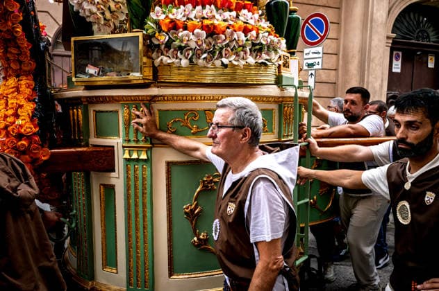 Solemn Procession of Our Lady of Mount Carmel in Palermo PALERMO, ITALY - JULY 26: Solemn Procession of the Silver Statue of the Our Lady of Mount Carmel from the Church of Carmine Maggiore, through the Old Ballaro Market and through the streets of the city, organised by the Venerable Confraternity of Our Lady of Mount Carmel, founded in 1735 on July 26, 2026 in Palermo, Italy. Palermo Sicily Italy Copyright: xStefanoxMontesix