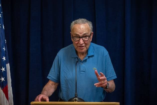 U.S. Senator Schumer Announces Action To Block Any Renaming Provision Attached To The Surface Transportation Bill Or Any Other Legislation Moving Through The U.S. Senate, New York, USA – 26 Jul 2026 U.S. Senator Chuck Schumer (D-NY) speaks U.S. Senator Chuck Schumer (D-NY) announces actions to block any legislation with a provision that renames New York Penn Station after Donald Trump based on recent reporting uncovering that Transportation Secretary Sean Duffy sent a letter to senators asking Congress to direct Amtrak to rename Penn Station on July 26, 2026 in New York City. New York United States Copyright: xRonxAdarx xSOPAxImagesx Ron-Adar-1440066