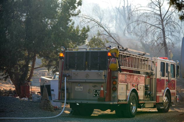 Mines Fire of wildfire continues in Santa Clara County of California SANTA CLARA COUNTY, CALIFORNIA - JULY 26: A fire truck is seen near burning areas as crews battle with wildfire named as Mines Fire in Santa Clara County, California on July 26, 2026. Tayfun Coskun Anadolu California United States. Editorial use only. Please get in touch for any other usage.  Copyright: x2026xAnadoluxTayfunxCoskunx