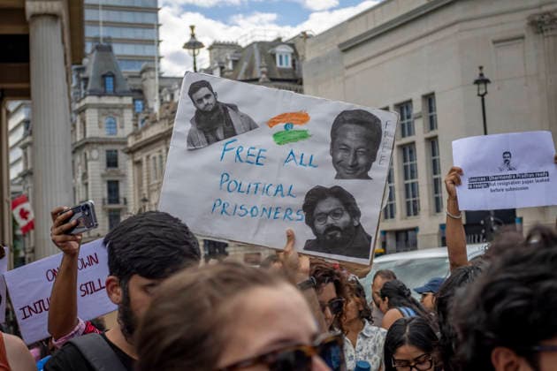 Solidarity Demonstration with Indian Student Protests Central London, 2026 Members of the Indian diaspora and supporters gathered in Trafalgar Square, Central London, in solidarity with student protests in India. Demonstrators held banners and placards expressing support for the student movement, calling for the protection of democratic rights, freedom of expression, and justice. The peaceful rally featured speeches and chants highlighting the situation in India., Credit:Zak Irfan Avalon  Copyright: xZakxIrfanx xAvalonx 1119021896