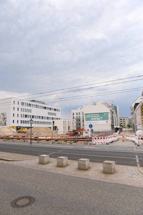 Die Baustelle für das neue Wohn- und Geschäftsviertel am Alten Markt in Potsdam, 26. Juli 2026. Baustelle Alter Markt Potsdam *** The construction site for the new residential and commercial district at the Alter Markt in Potsdam, July 26, 2026 Construction Site at the Alter Markt in Potsdam