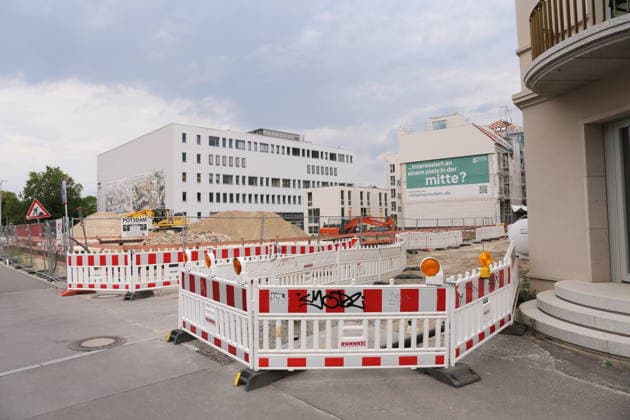 Die Baustelle für das neue Wohn- und Geschäftsviertel am Alten Markt in Potsdam, 26. Juli 2026. Baustelle Alter Markt Potsdam *** The construction site for the new residential and commercial district at the Alter Markt in Potsdam, July 26, 2026 Construction Site at the Alter Markt in Potsdam