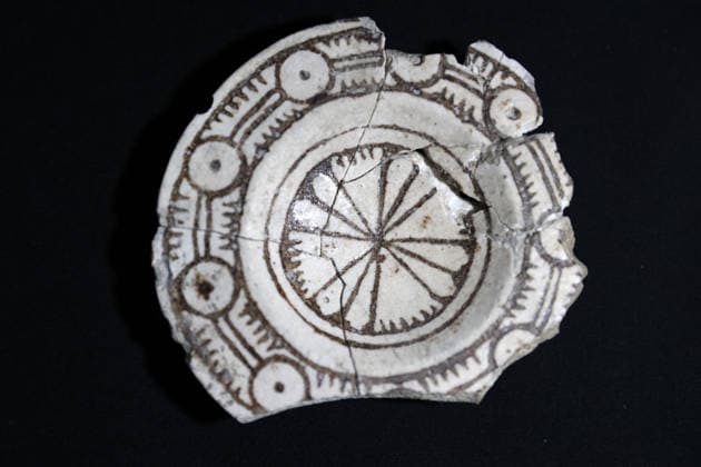 Gold amulet, ancient seal unearthed at Turkmen Karahoyuk excavation in Turkiye s Konya KONYA, TURKIYE - JULY 26: A decorated ceramic fragment unearthed during archaeological excavations at the Turkmen Karahoyuk archaeological site in the Cumra district of Konya, Turkiye, is displayed on July 26, 2026. During the ongoing excavations, archaeologists also uncovered a 3,500-year-old seal inscribed with Luwian hieroglyphs and a gold amulet dating to the Roman period. Serhat Cetinkaya Anadolu Konya Turkey. Editorial use only. Please get in touch for any other usage.  Copyright: x2026xAnadoluxSerhatxCetinkayax