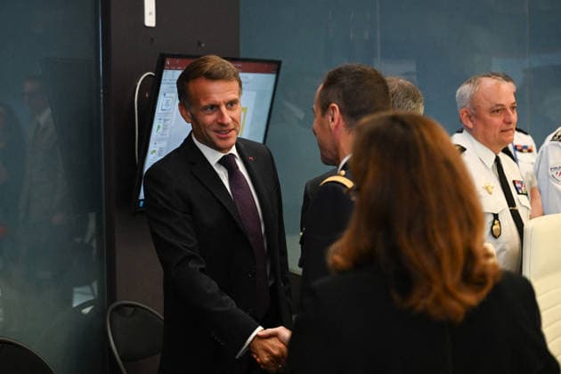 French President Emmanuel Macron attends an interministerial meeting on the response to the wildfires in southwestern France at the French Ministry of the Interior in Beauvau, Paris, on July 27, 2026. Christophe Saidi, Pool Bestimage, PARIS, France  Copyright: xChristophexSaÃ¯di Pool BestimagexChristophexSaÃ¯di Pool Bestimagex