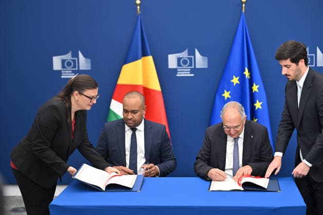 EU, Seychelles renew Sustainable Fisheries Partnership Agreement BRUSSELS, BELGIUM - JULY 27: European Commissioner for Fisheries and Oceans Costas Kadis (R) and Seychelles Minister for Fisheries, Agriculture and the Blue Economy Wallace Cosgrow (L) attend the signing ceremony of the protocol renewing the Sustainable Fisheries Partnership Agreement between the European Union (EU) and Seychelles in Brussels, Belgium, on July 27, 2026. Dursun Aydemir Anadolu Brussels Belgium. Editorial use only. Please get in touch for any other usage.  Copyright: x2026xAnadoluxDursunxAydemirx
