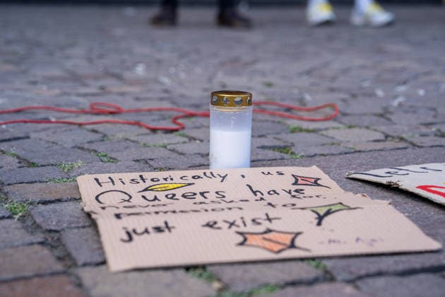 Nach dem tödlichen Anschlag in Berlin: Frankfurt lädt zu Mahnwache und Gedenkminute für die Opfer am Römerberg ein - Trauerlauf durch Frankfurt und Schweige Minute (O-TON) 7aIMG: 0567424 Nach dem tödlichen Anschlag in Berlin: Frankfurt lädt zu Mahnwache und Gedenkminute für die Opfer am Römerberg einHessen, Frankfurt am Main, Deutschland *** Following the deadly attack in Berlin, Frankfurt invites the public to a vigil and a minute of silence for the victims at the Römerberg. A memorial run through Frankfurt and a minute of silence. O TON 7aIMG 0567424 Following the deadly attack in Berlin, Frankfurt invites the public to a vigil and a minute of silence for the victims at the Römerberg. Hesse, Frankfurt am Main, Germany Copyright: 7aktuell.dex xVincentxB. 0567424 20260726_7a_MAHNWACHEFRANKFURTBERLINANSCHLAG_567424