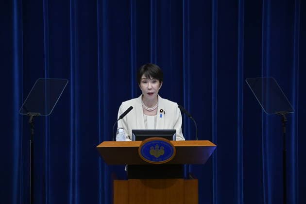 Japanese PM Takaichi holds press conference as Cabinet support falls TOKYO, JAPAN - JULY 27: Japanese Prime Minister Sanae Takaichi holds a press conference at the Prime Minister’s Office following the close of the 221st extraordinary session of the Diet, in Tokyo, Japan, on July 27, 2026. David Mareuil Anadolu Tokyo Japan. Editorial use only. Please get in touch for any other usage.  Copyright: x2026xAnadoluxDavidxMareuilx
